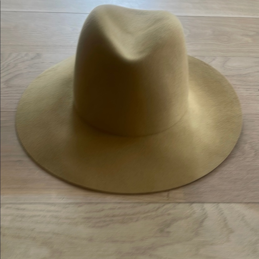Stylish Tan Fedora Hat